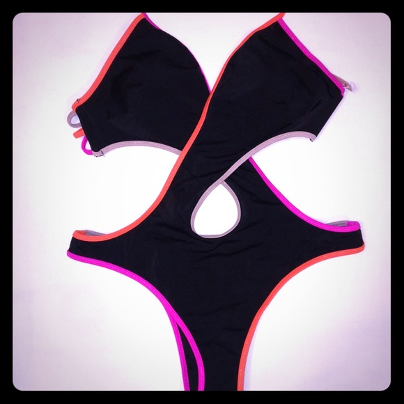 Victorias Secret Criss Cross Wrap One Piece - Picture 2 of 8